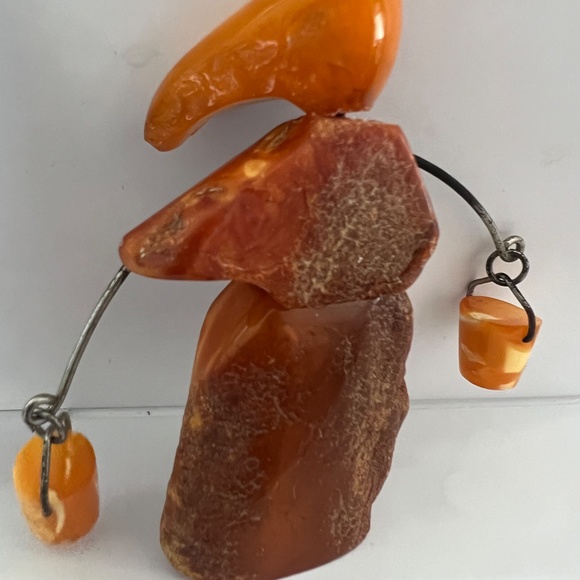 Vintage Butterscotch Baltic Amber Figurine Stone Big from EXPO'67 Montreal 27 g - Picture 6 of 17